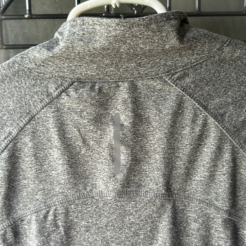 Reebok pullover - Picture 7 of 7